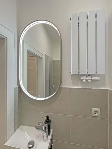 Seltene Gelegenheit am Zionskirchplatz: Kernsaniert & provisionsfrei – Badezimmer