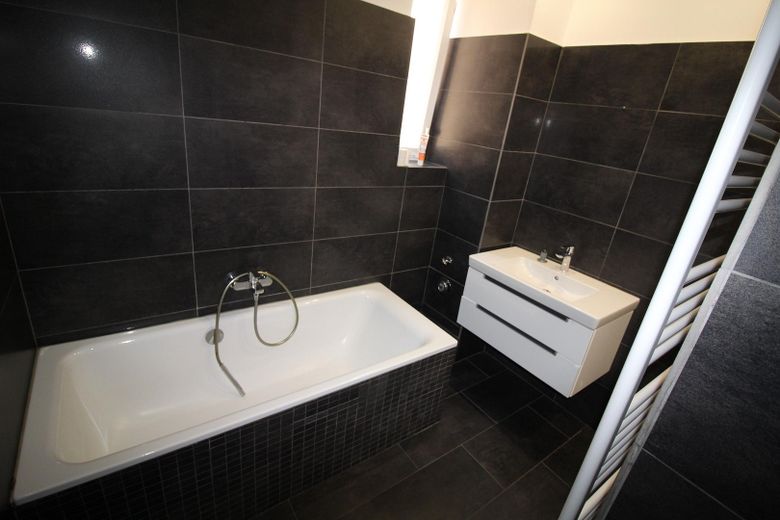 Frisch renovierte E.G Wohnung mit Balkon und Garten zur Mitnutzung – Foto 22