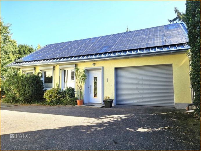 Idylle hat eine Postleitzahl - FALC Immobilien Heilbronn – Strom vom Dach