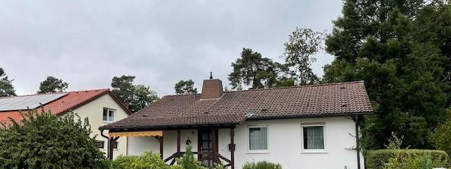 Hauptfront EG - Straßenseite