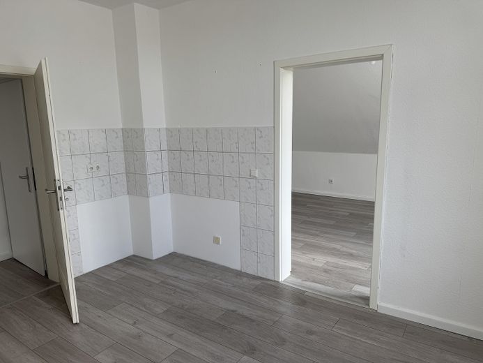 Frisch renovierte 2-Zimmer-Wohnung in Sodingen – Wohnküche I