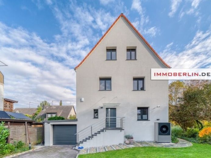 IMMOBERLIN.DE - ¡Modernidad y carácter para generaciones! ¡Casa muy atractiva con terrazas soleadas! – Foto 1