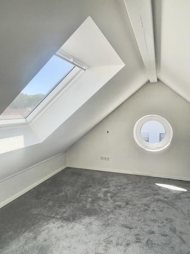 Galeriewohnung zum Wohlfühlen mit schöner Aussicht. Licht. Weite. Natur. – Wohnbereich Galerieebene