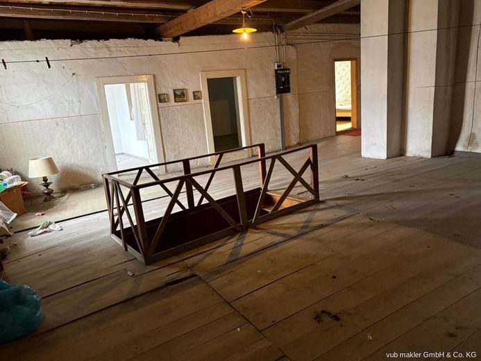 Reihenmittelhaus mit Potential im Zentrum von Bärnau – VUB0002319-18