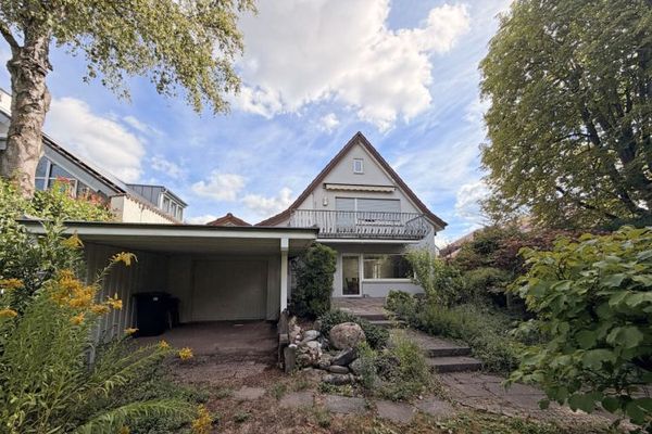 Charmantes Einfamilienhaus mit Gartenidylle in Sindelfingen