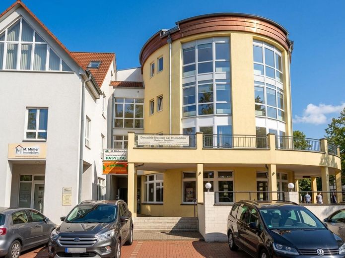Офіс 170,24 м² у Кляйнмахнові – Фотографія 1