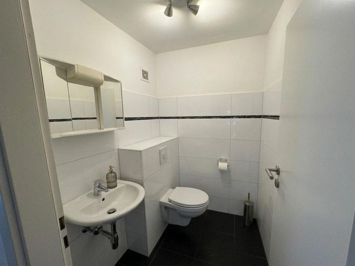 Penthouse-Maisonette der Extraklasse: Wohnen über zwei Ebenen mit 2 Balkonen und Aufzug – Foto 13