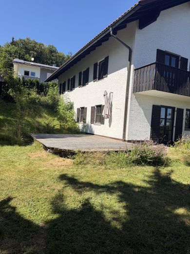 Spaziosa casa unifamiliare con appartamento indipendente e vista panoramica da sogno – Foto 8