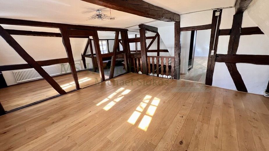 *** Denkmalgeschütztes EFH + Dreifamilienhaus im Herzen von Lampertheim *** – EFH OG Zimmer 1 Ansicht 1