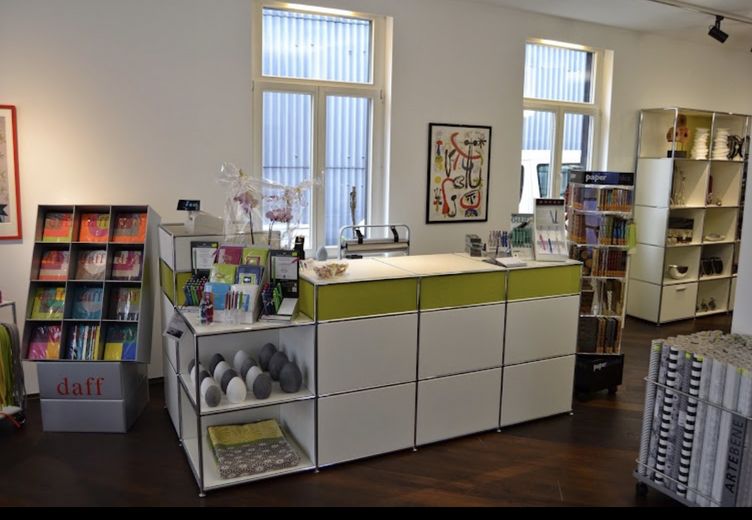 Innenansicht, Papeterie