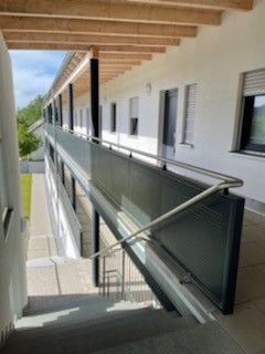 Großes helles Apartment mit Balkon zu vermieten – Foto 8