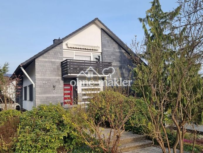 Dreifamilienhaus/Mehrgenerationenhaus/wohnen und arbeiten unter einem Dach – الصورة 1