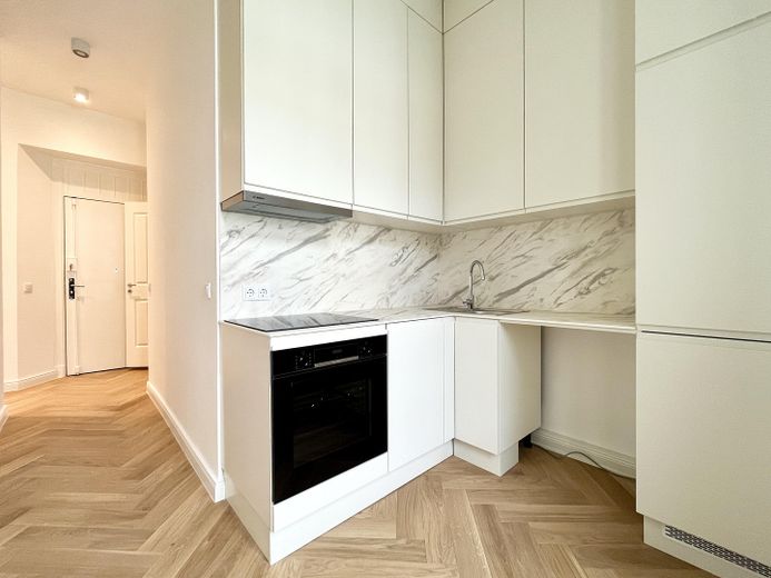 2 Zimmer in saniertem Altbau | absolut ruhig | Balkon | EBK | Keller – Foto 5