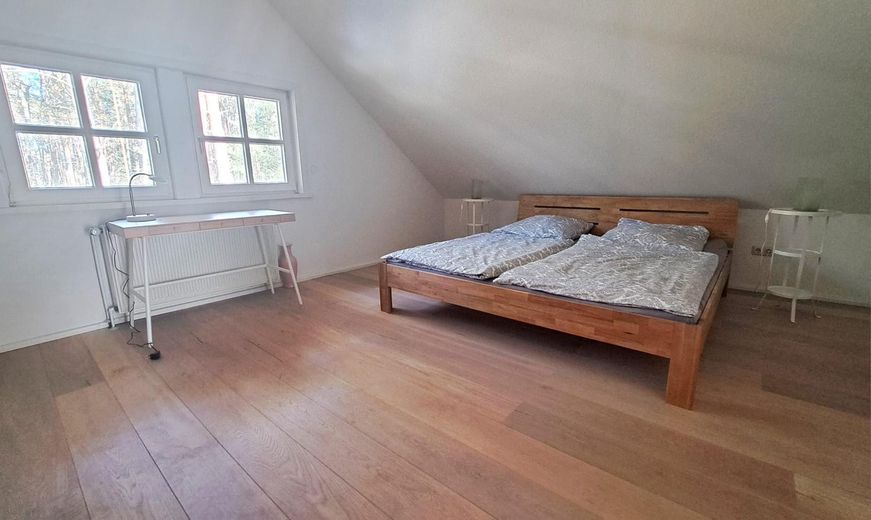 Schlafzimmer 1 OG