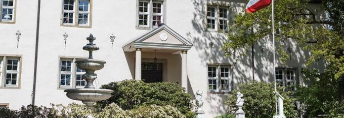 Schloss Alverdissen: Wohnen. Arbeiten. Repräsentieren.