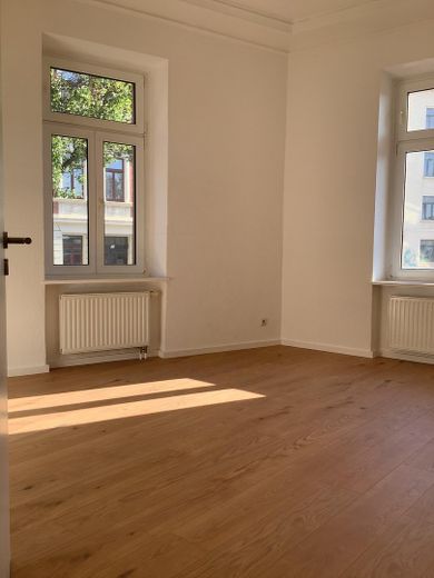 helle & sanierte 3-Raum Wohnung im Hochparterre ab Okt/Nov. – फोटो 3