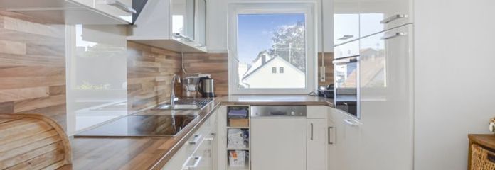 Attraktive, helle 3-ZKB-Wohnung in ruhiger Stadtrandlage von Augsburg mit Weitblick & Stadionnähe