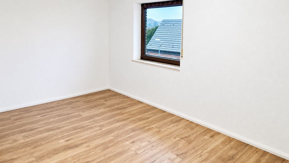 7-Zimmer-Wohnung mit eigenem Eingang, Kamin, Terrasse in Bottrop-Fuhlenbrock – Foto 8