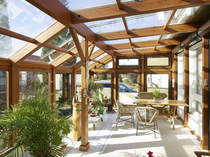 Haus mit 5 Zimmern, Wintergarten und vieles mehr – Wintergarten lang Ri ost TOP