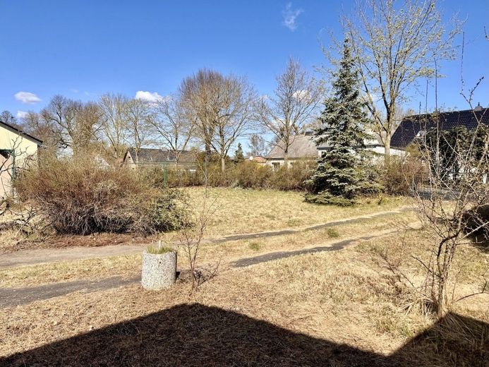 HORN IMMOBILIEN ++ RESERVIERT++ Einfamilienhaus mit großem Grundstück dicht bei Pasewalk – Hof