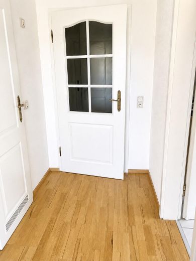 Ein Hauch von Süden - schöne 3-Zimmer-Wohnung – Diele