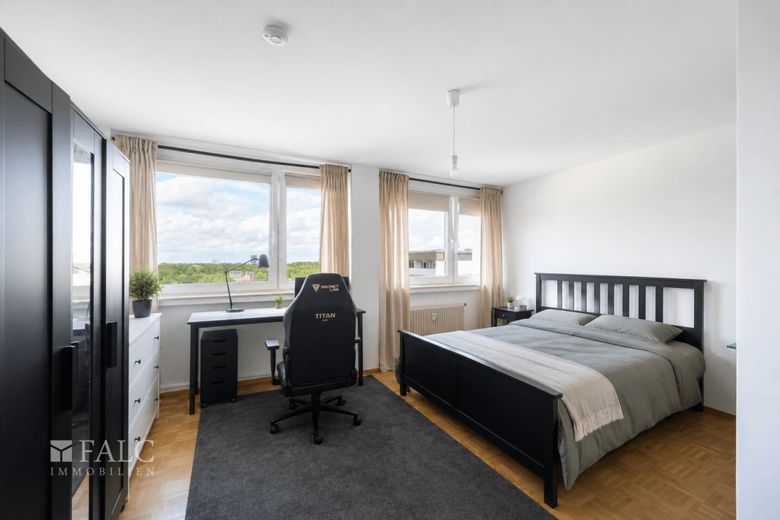 Attraktive Kapitalanlage: Modernes Wohnen mit Weitblick in Neuperlach – Schlafzimmer