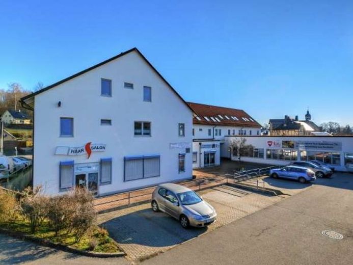 +++Local commercial attractif dans un emplacement central – loué avec rendement+++ – Foto 1