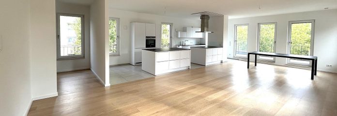 Exklusive Luxus Penthouse-Wohnung im Herzen Potsdams – Wohnen/Essen
