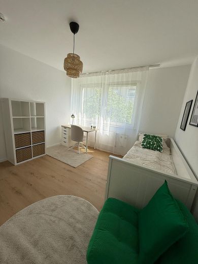 Möblierte 1-2 Zimmer in WG inmitten der Mainzer Neustadt – sofort beziehbar – WG Zimmer 1