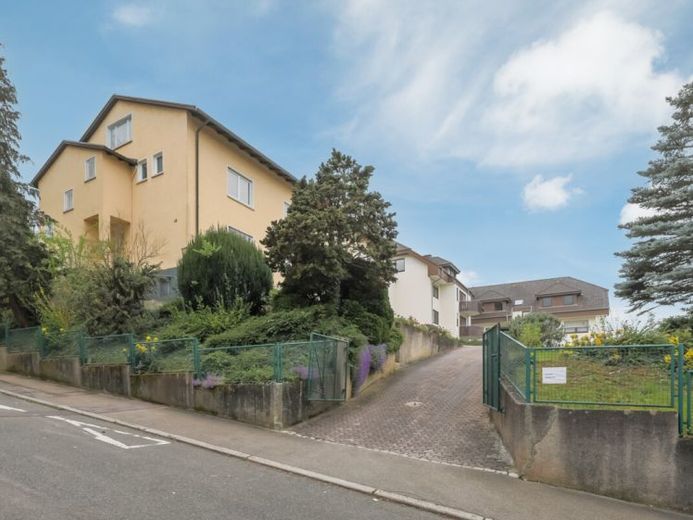 Doppelhaushälfte mit Weitblick – Ihr Zuhause über den Dächern von Pforzheim – फोटो 1