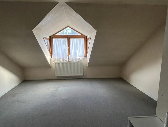 Casa adosada con potencial en Starnberg: cerca del lago, todo a mano – Foto 14