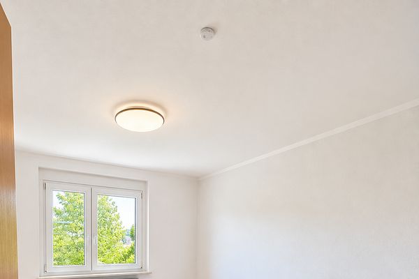 APPARTAMENTO TOP con 3 locali, ampio balcone e cucina componibile a Elterlein