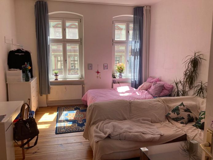 Provisionsfrei. Großzügige Altbauwohnung im Herzen Neuköllns. Bezugsfrei ab dem 1.8.26 – Zimmer 3