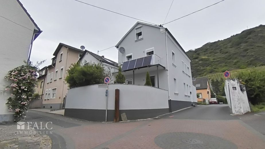 Großzügiges Einfamilienhaus mit viel Platz in Leutesdorf – Außenansicht
