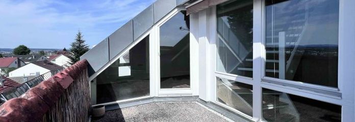73249 Wernau: Maisonettewohnung mit Dachbalkon. 3.+4. OG. Großzügiges Wohnen auf 120 qm. Frei.