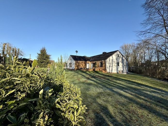 Fröndenberg-Ardey: Freistehendes Wohnhaus mit Gartenoase am Ende einer Sackgasse! – Ansicht Wohnhaus und Garten