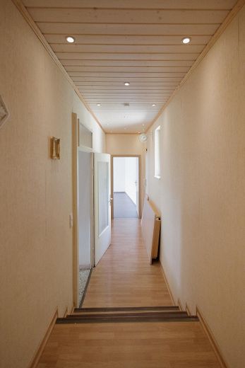 Flur 1 Richtung Wohnzimmer OG