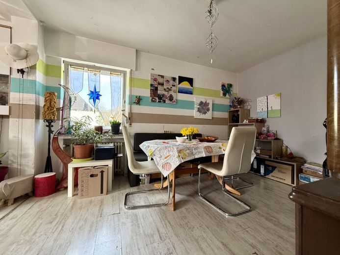 Fröndenberg-Mitte: Einfamilienhaus im Stadtgebiet - Es gibt viel zu tun, packen Sie es an! – Erdgeschoss: Essbereich