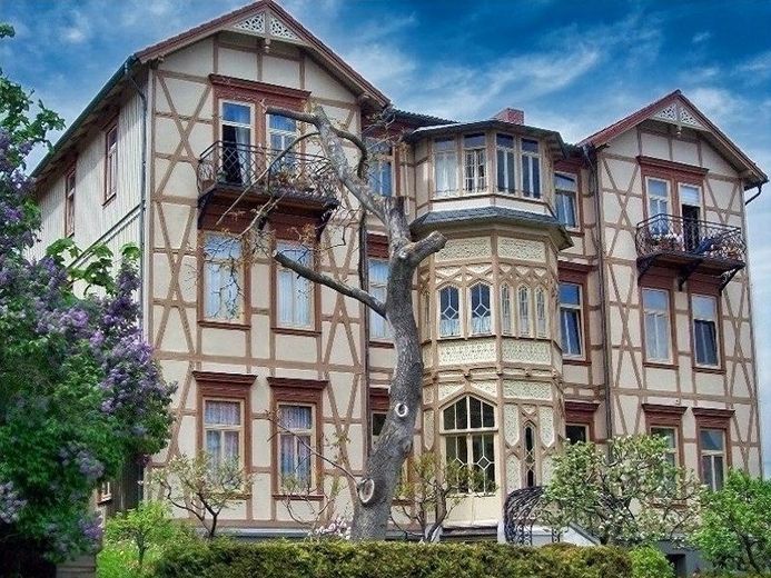 MAXI statt mini... NOBEL statt 08/15... SCHLOSSBLICK statt jwd ! – Foto 4