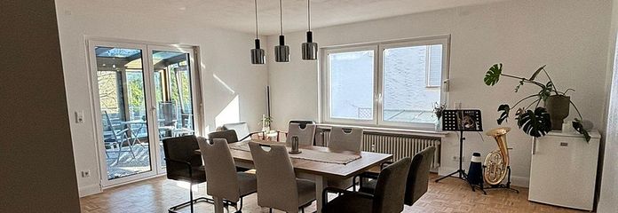 Esszimmer mit Wintergarten