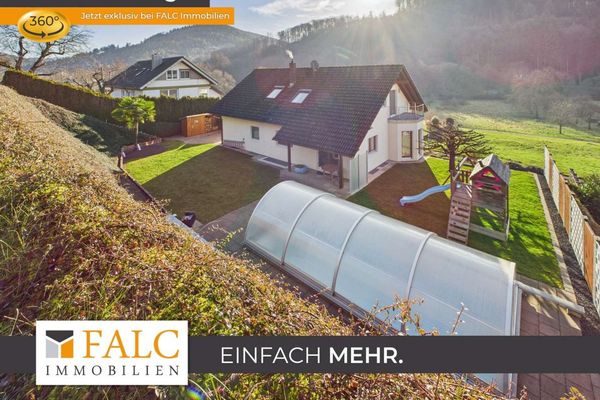 Großzügiges Einfamilienhaus mit Einliegerwohnung und Pool in ruhiger Lage