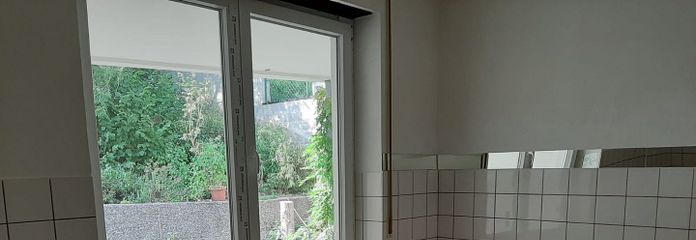 Küche mit Terrassenblick