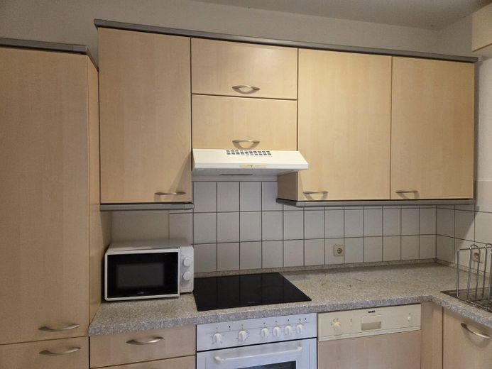 helle 3 Raumwohnung mit großem Balkon u. Tiefgarage – Küche