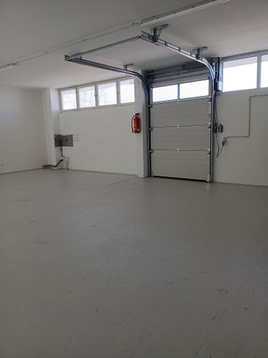 Lagerhalle mit Rampe