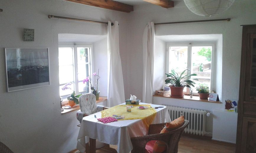 SUPERFICIE PER ESPRIMERSI! Accogliente appartamento di 3 locali, 95 m², balcone, vista sulle montagne, Chiemsee e Alpi – Foto 3