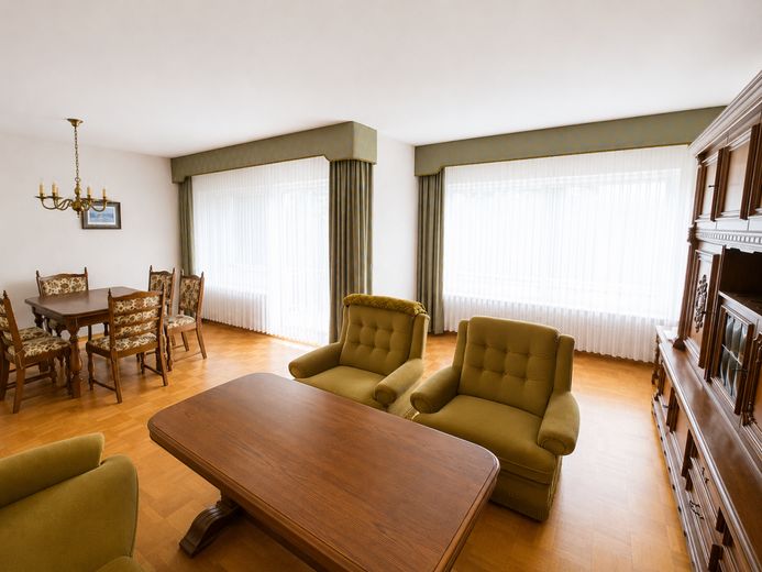*Großzügiges REH in ruhiger und gefragter Lage von Dietzenbach* – Wohn- Esszimmer
