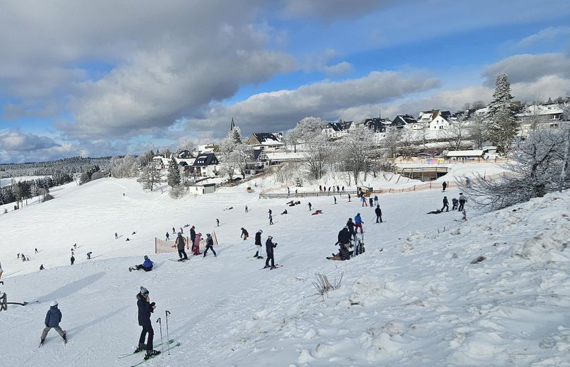 Skipiste in 6 km Entfernung
