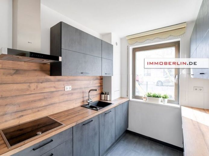 IMMOBERLIN.DE - Komfortable Wohnung mit ruhiger Südwestloggia nahe WISTA & Flughafen BER – Foto 1