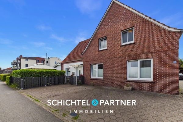 Wiefelstede | Faktor 16: Mehrfamilienhaus mit 3-Einheiten & Carport