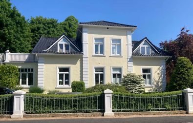 Villa | Straßenfront